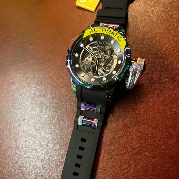 Invicta Russian Diver 39168 Mens Iridescent Silicone Automatic Skeleton Watch - Picture 7 of 7